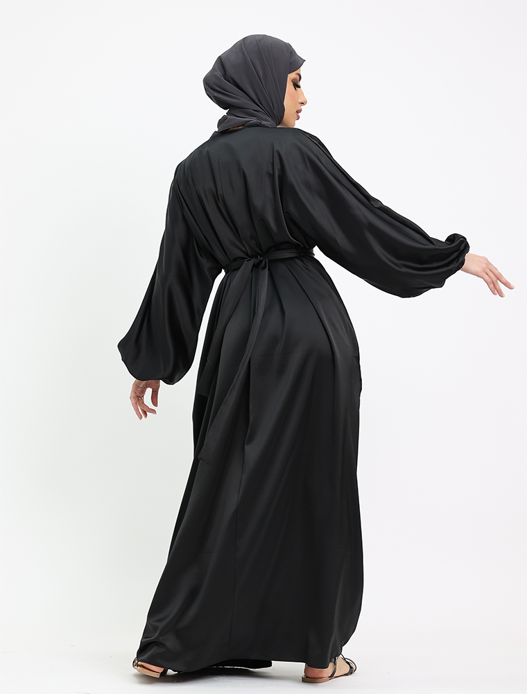 Black Lakia Kimono